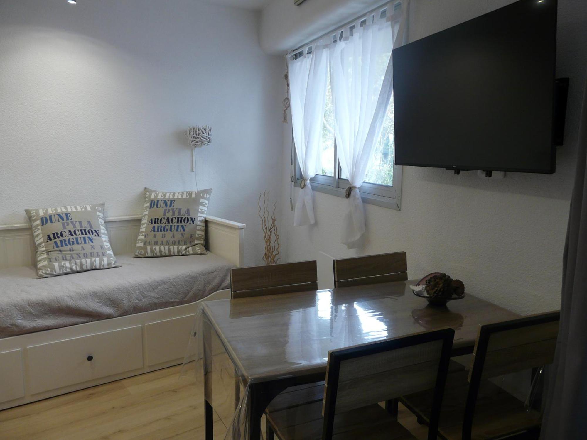 Pereire Bord De Apartment *